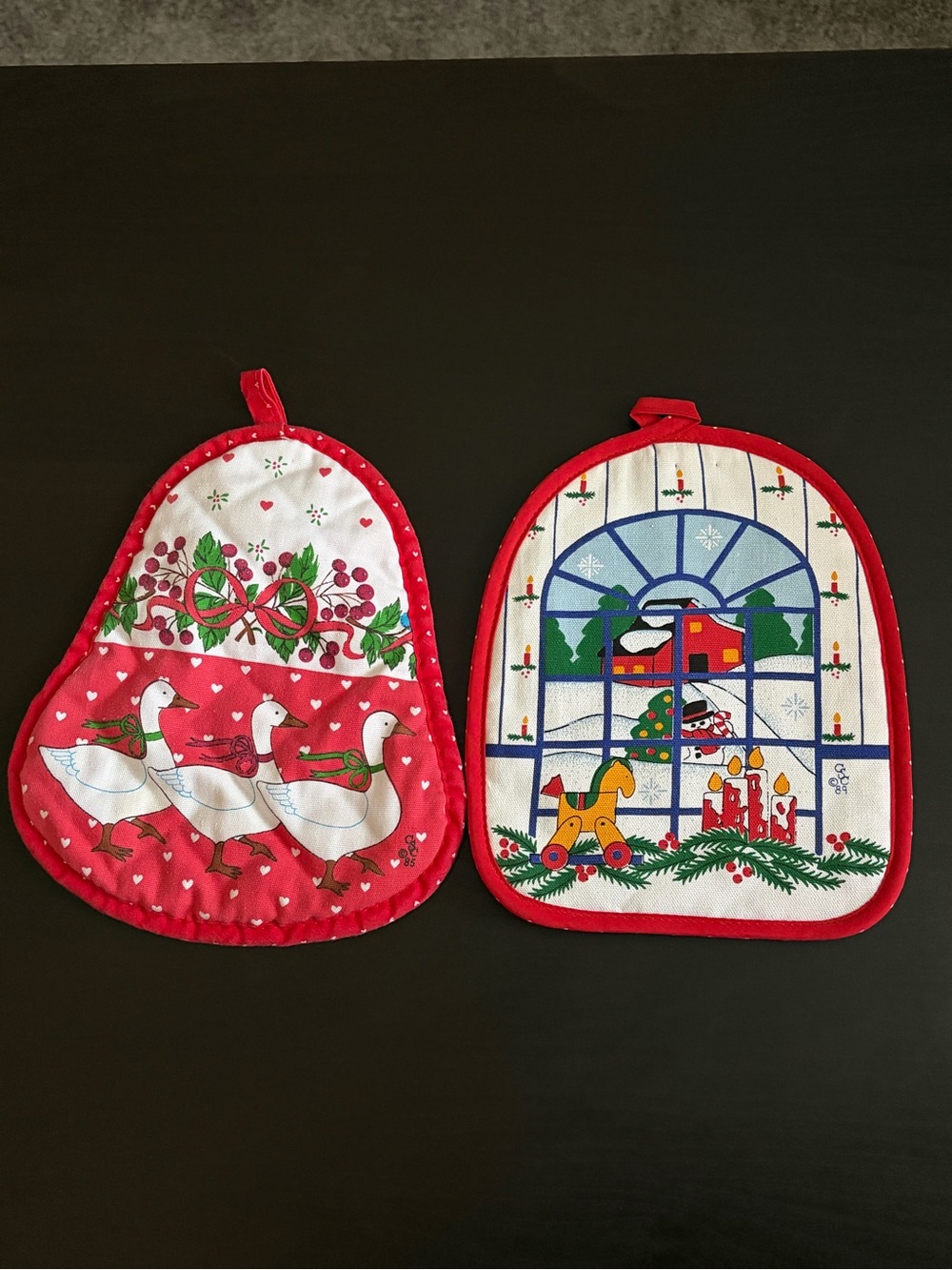 Vtg CSC Holiday Christmas Potholder Set with Festive Goose & Window Designs